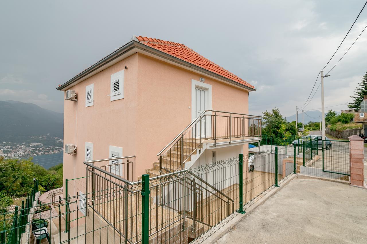 Apartments Mitrovic ลุชทิตซา ภายนอก รูปภาพ