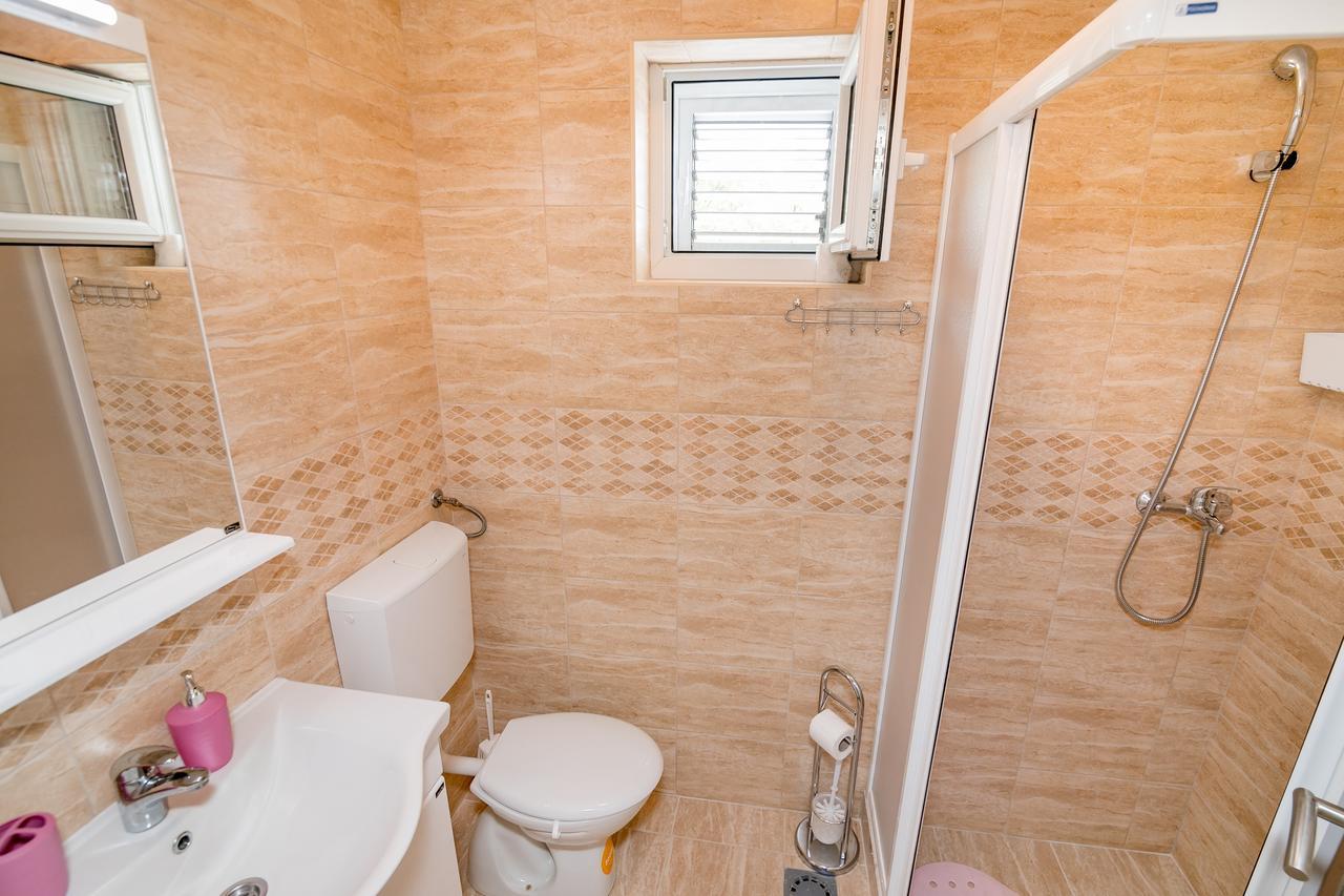 Apartments Mitrovic ลุชทิตซา ภายนอก รูปภาพ
