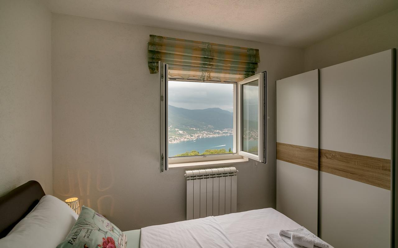 Apartments Mitrovic ลุชทิตซา ภายนอก รูปภาพ