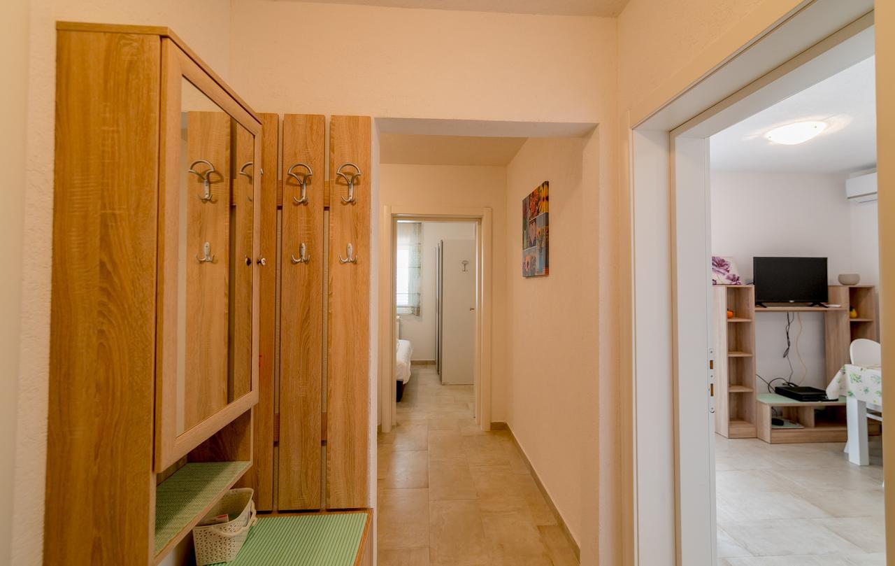 Apartments Mitrovic ลุชทิตซา ภายนอก รูปภาพ