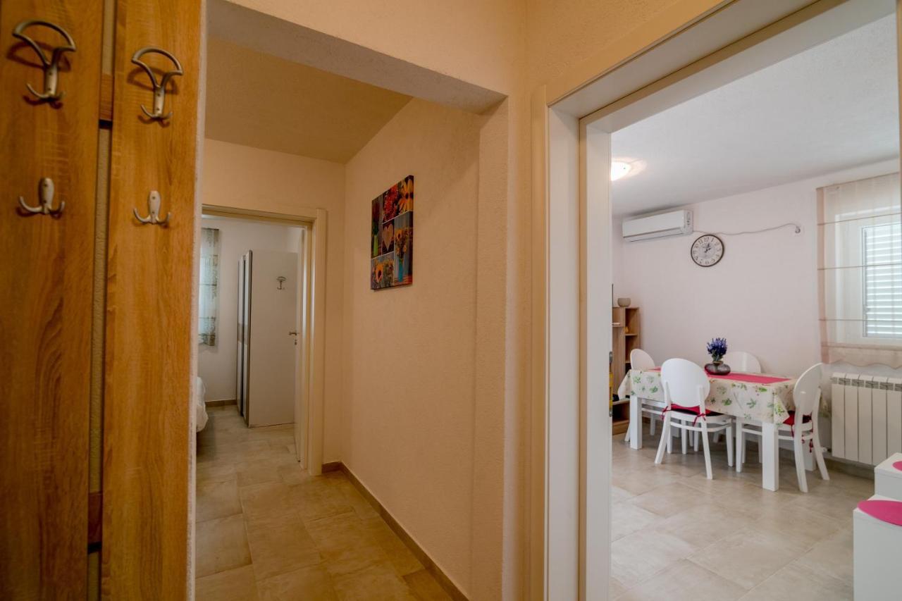 Apartments Mitrovic ลุชทิตซา ภายนอก รูปภาพ