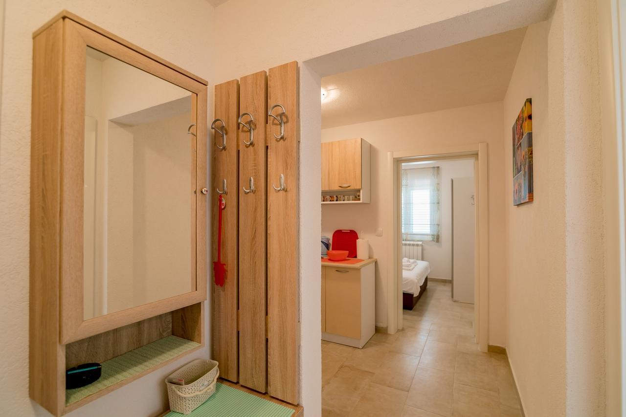 Apartments Mitrovic ลุชทิตซา ภายนอก รูปภาพ